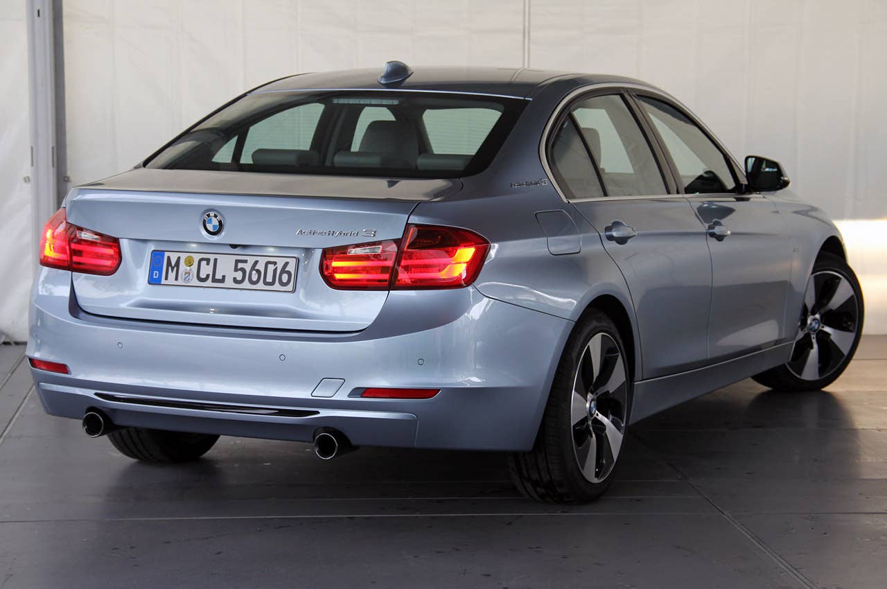 2013 BMW ActiveHybrid 3 rear 3/4 view