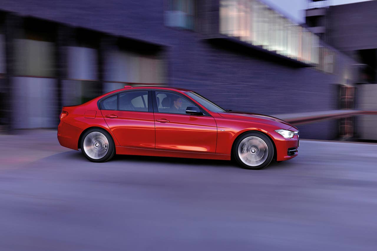The new BMW 3 Series Sedan, Sport Line (10/2011)