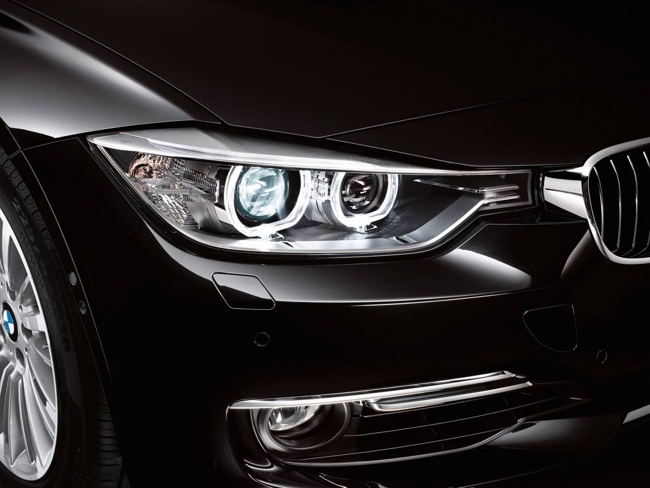 New BMW 3 Series: Headlights (10/2011)