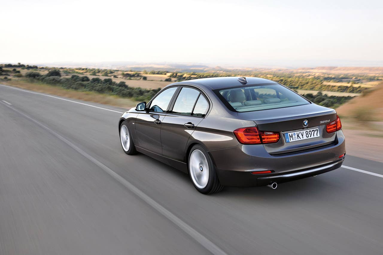 The new BMW 3 Series Sedan, Modern Line (10/2011)