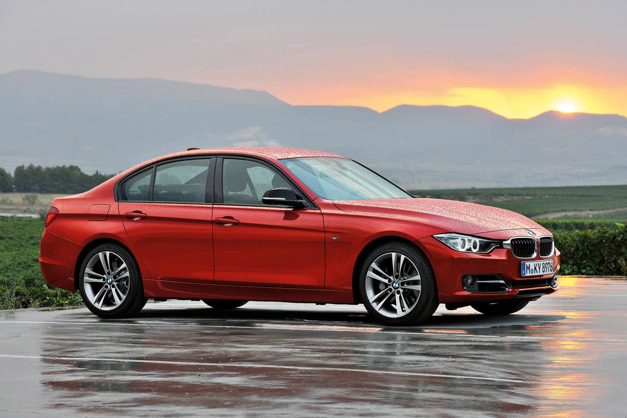 The new BMW 3 Series Sedan, Sport Line (10/2011)