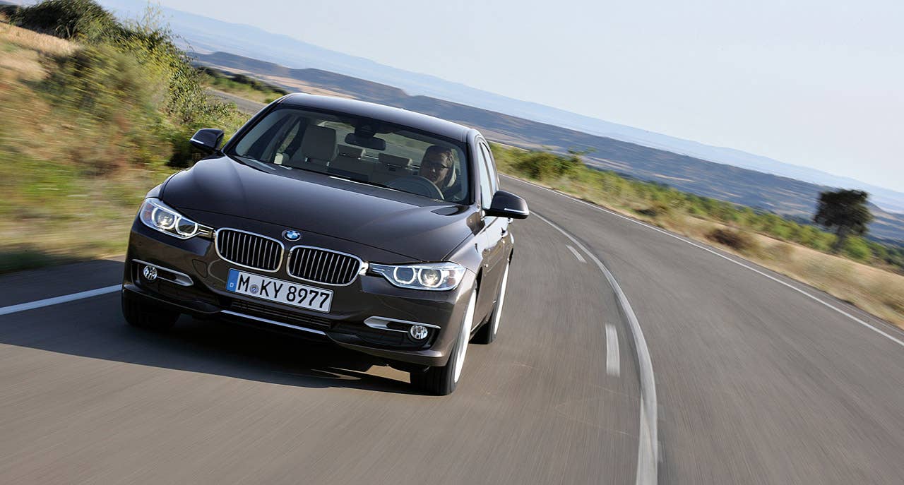 The new BMW 3 Series Sedan, Modern Line (10/2011)