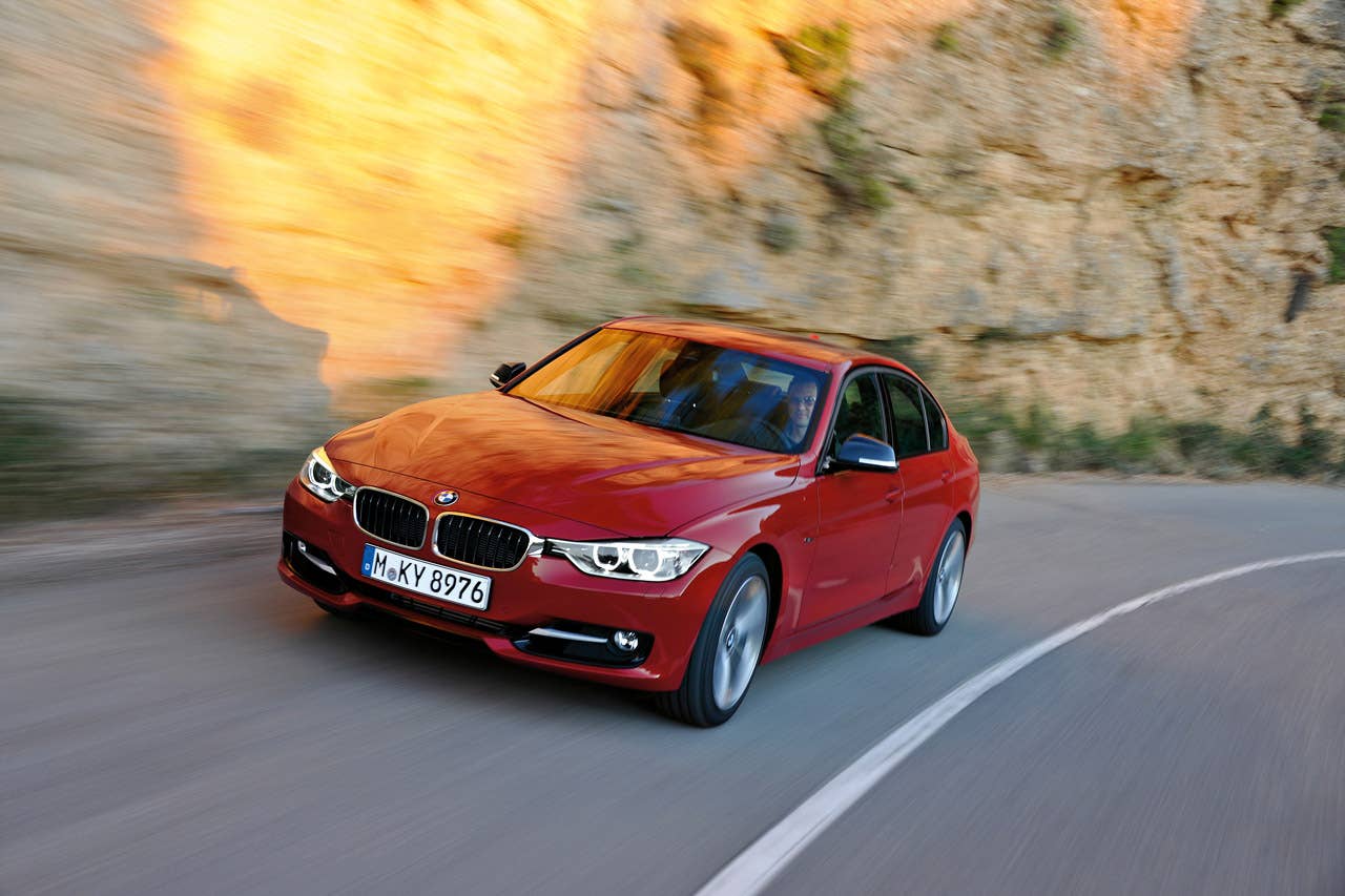 The new BMW 3 Series Sedan, Sport Line (10/2011)