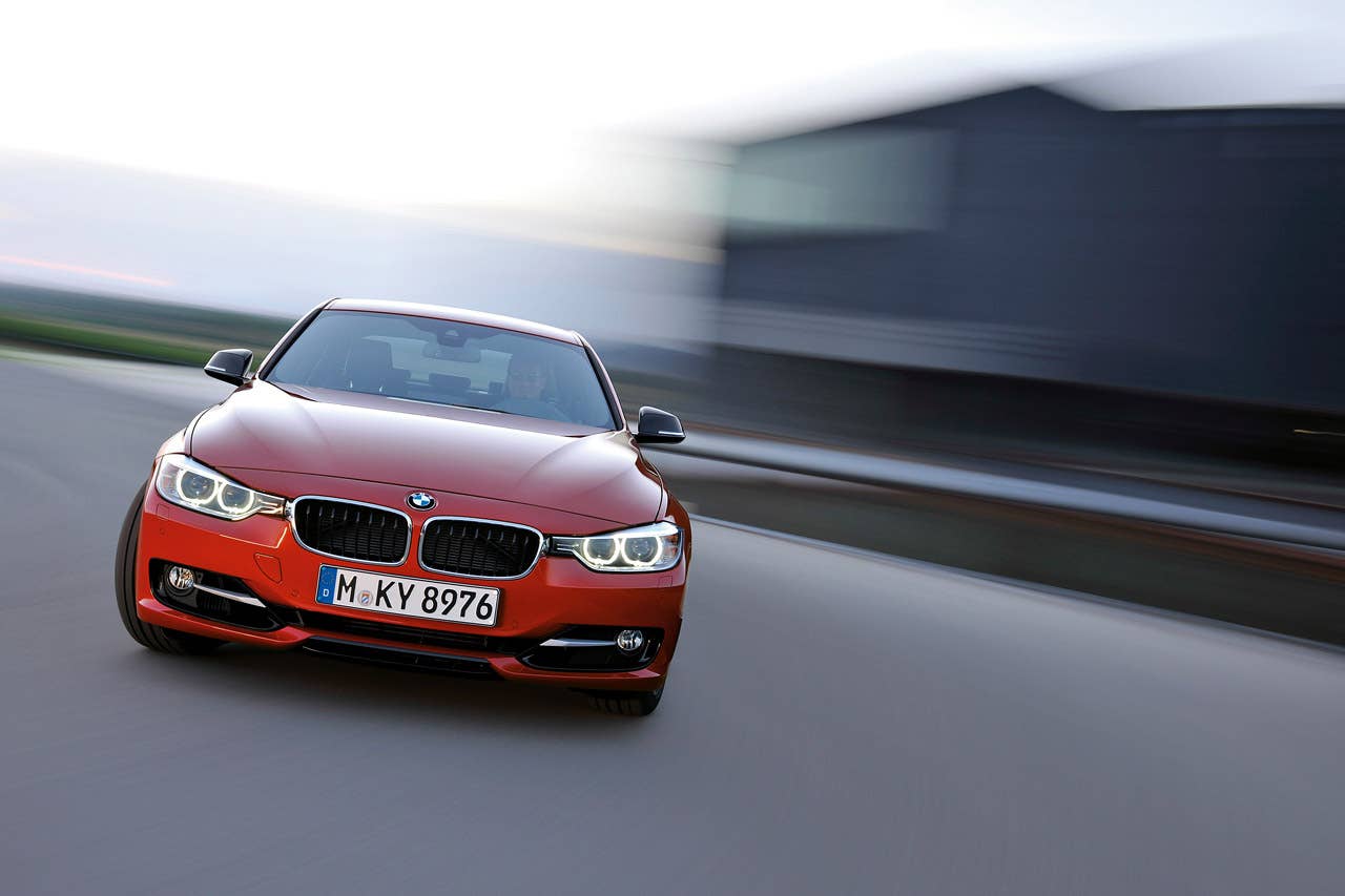 The new BMW 3 Series Sedan, Sport Line (10/2011)