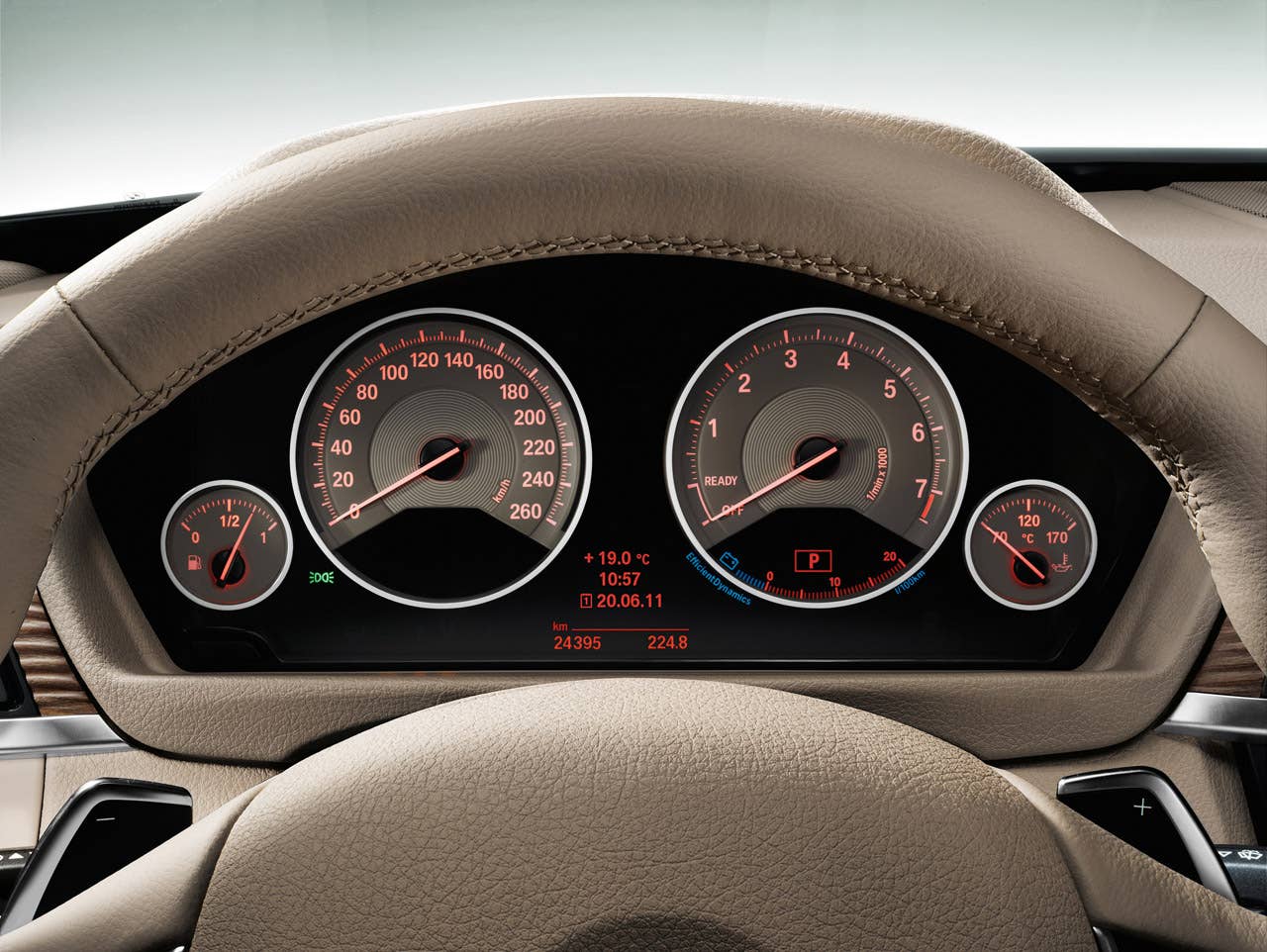 New BMW 3 Series: Instruments Modern Line with lighting (10/2011)