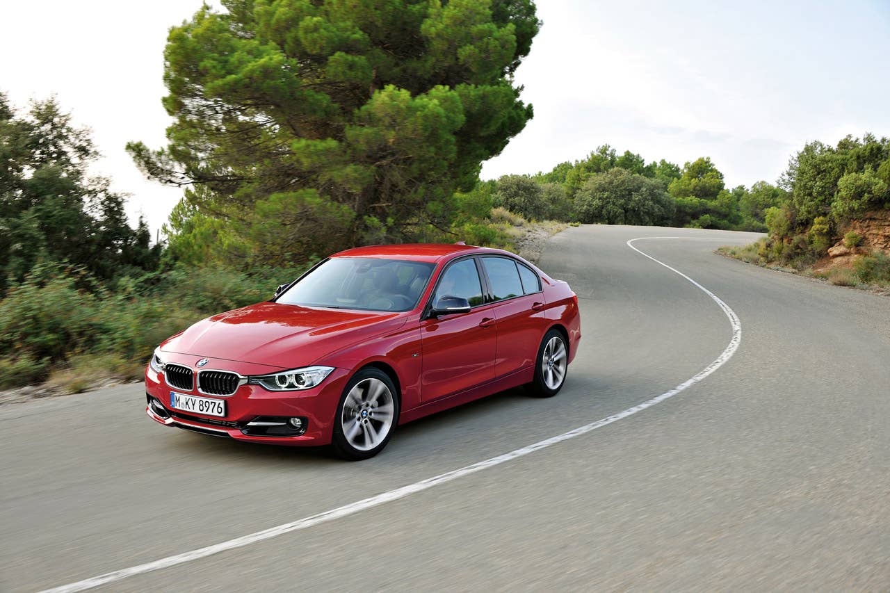 The new BMW 3 Series Sedan, Sport Line (10/2011)