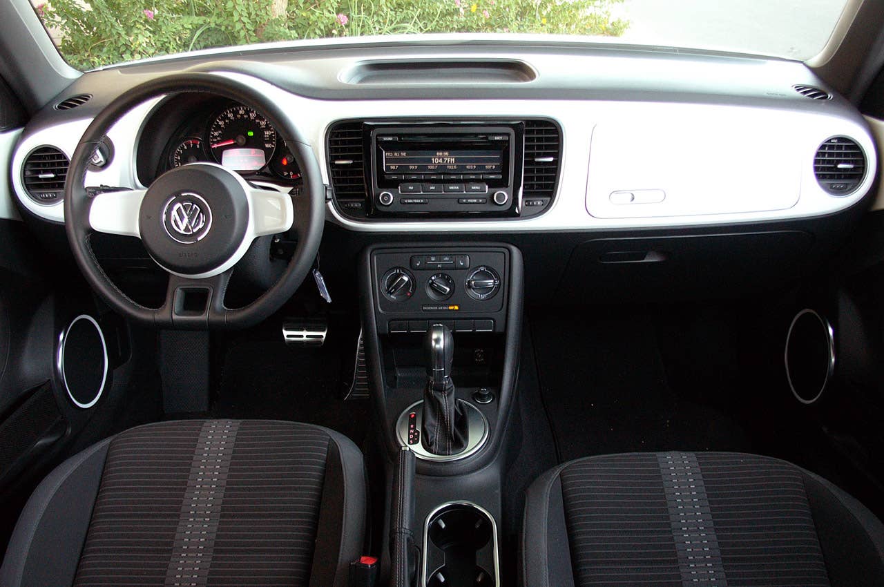 2012 Volkswagen Beetle Turbo interior