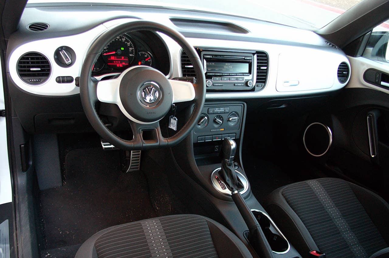 2012 Volkswagen Beetle Turbo interior