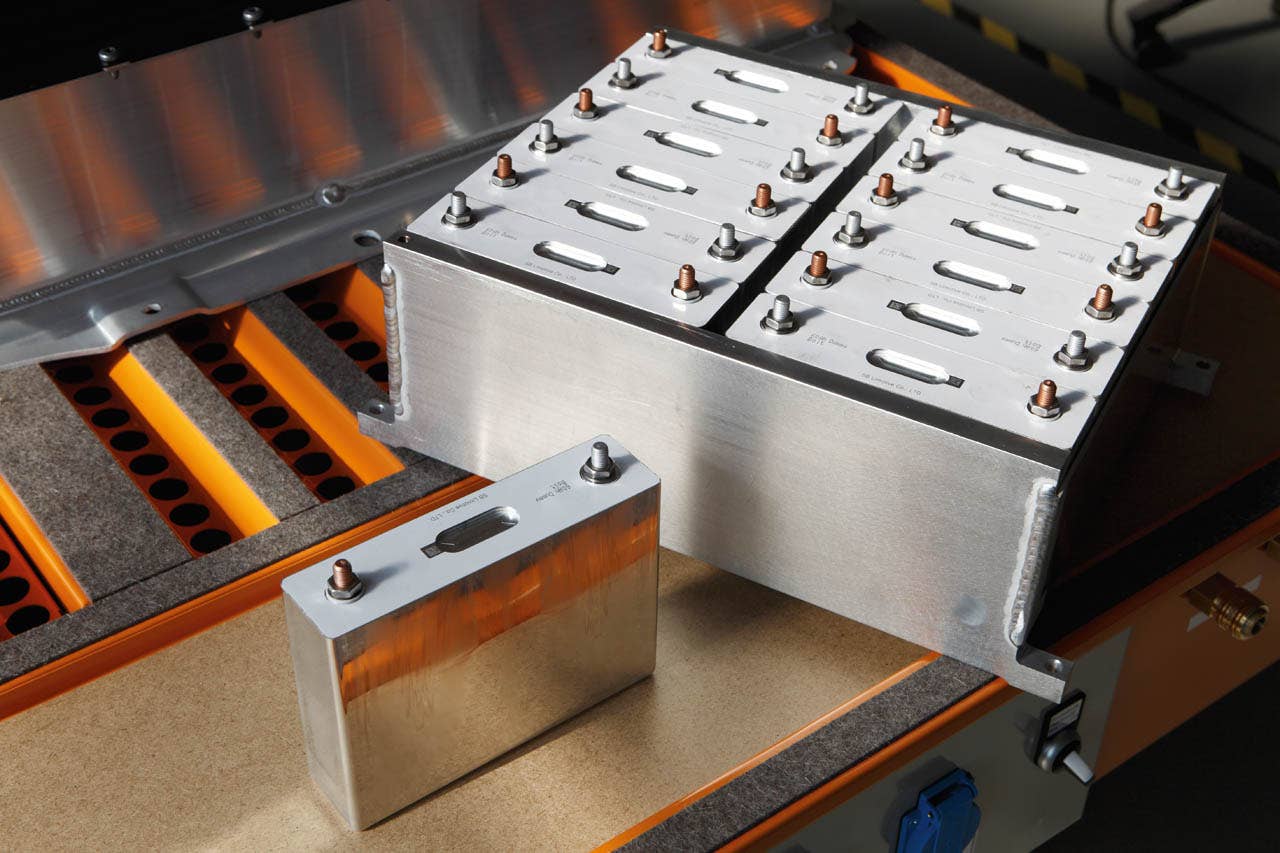 High voltage storage battery module and Lithium-Ion battery cell (06/2010)