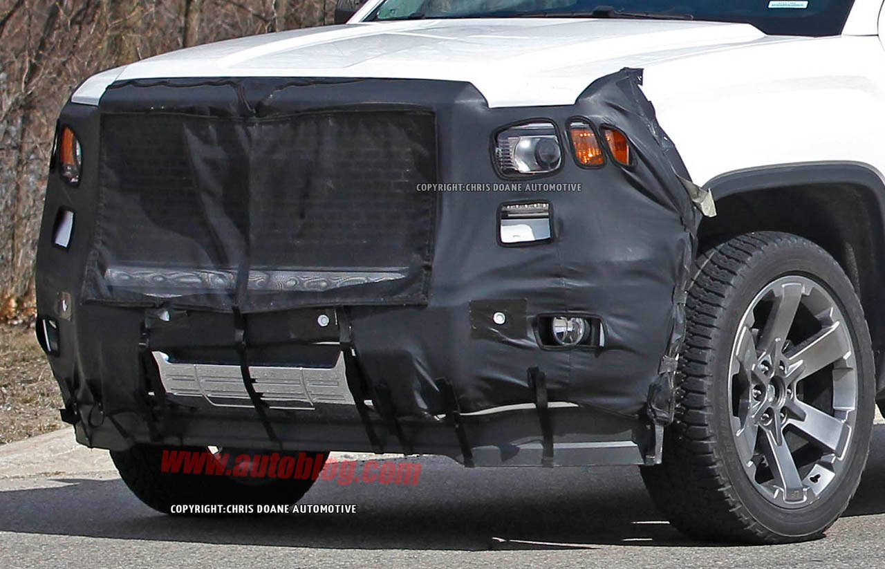 Chevrolet Silverado High Country Spy Shots nose