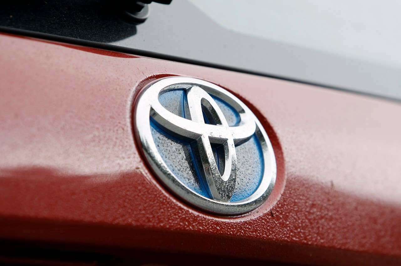 2012 Toyota Prius V logo