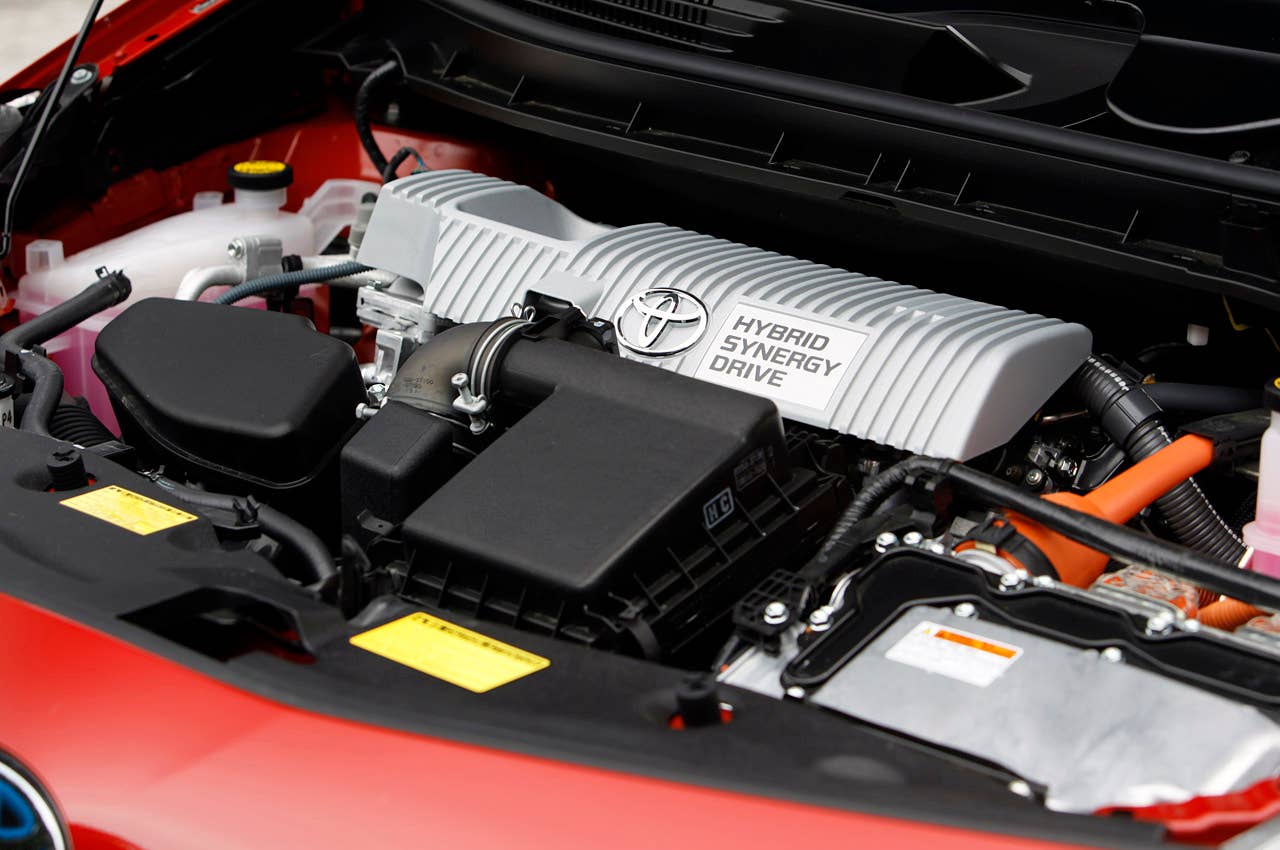 2012 Toyota Prius V engine