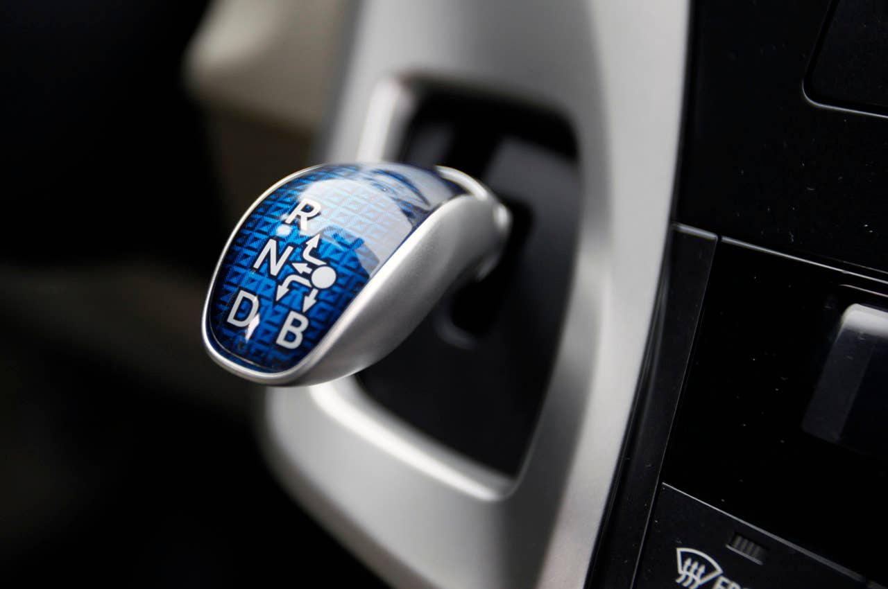 2012 Toyota Prius V gear selector
