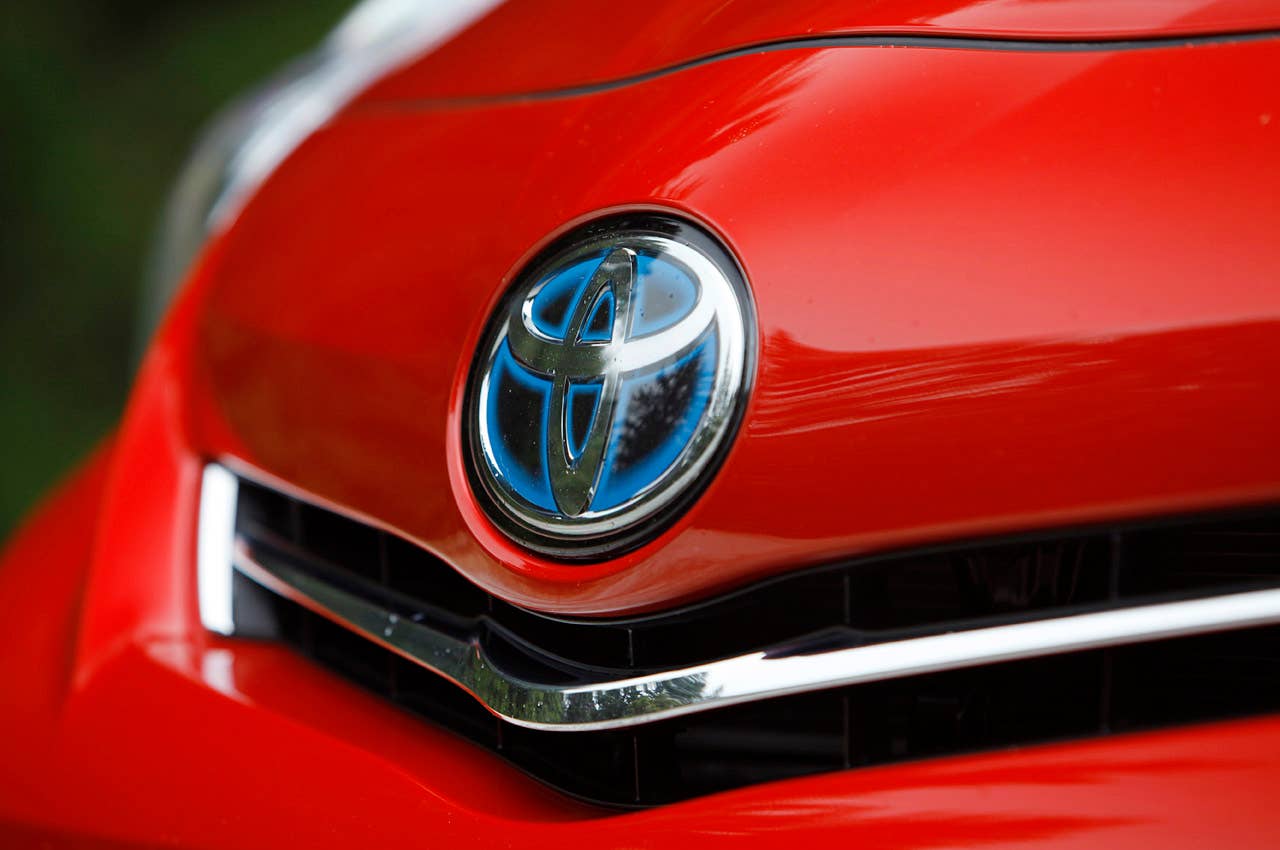 2012 Toyota Prius V logo