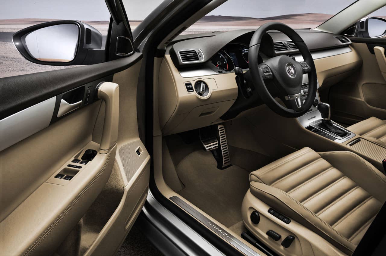 Passat Alltrack interior