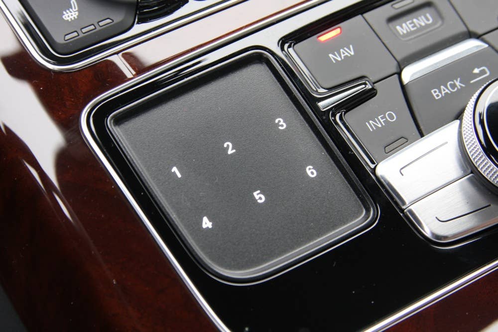 2011 Audi A8 touchpad