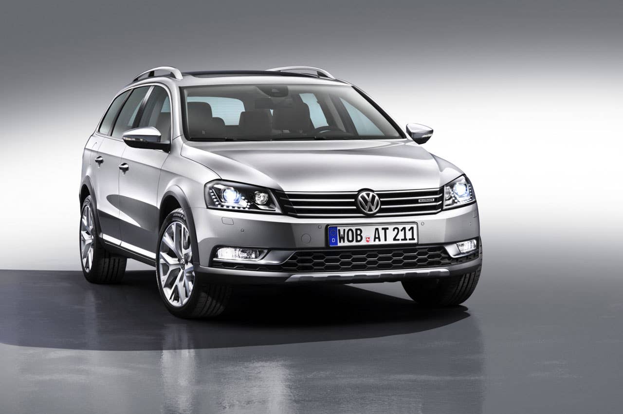 Passat Alltrack front 3/4