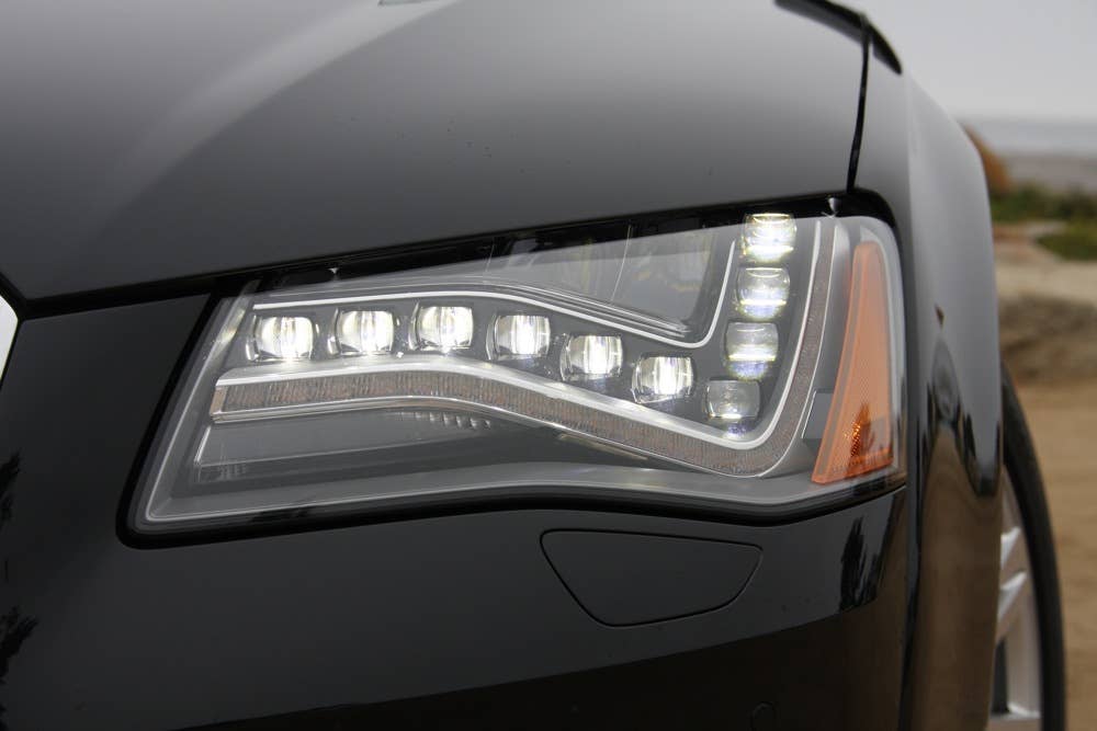 2011 Audi A8 headlight