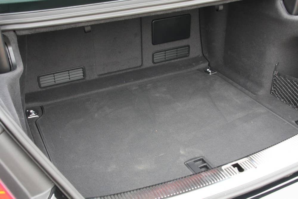 2011 Audi A8 trunk