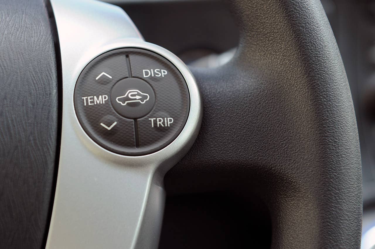 2012 Toyota Prius C steering wheel controls