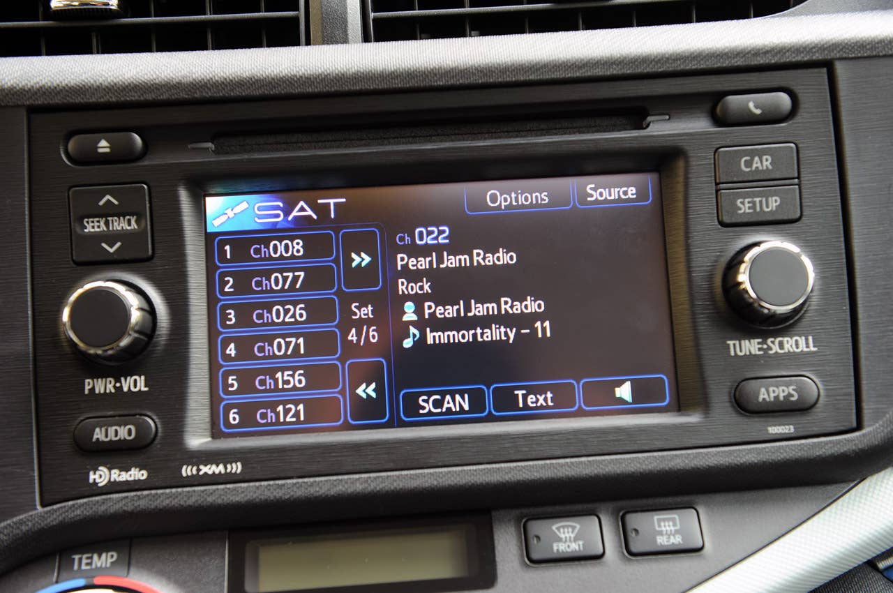 2012 Toyota Prius C audio system display