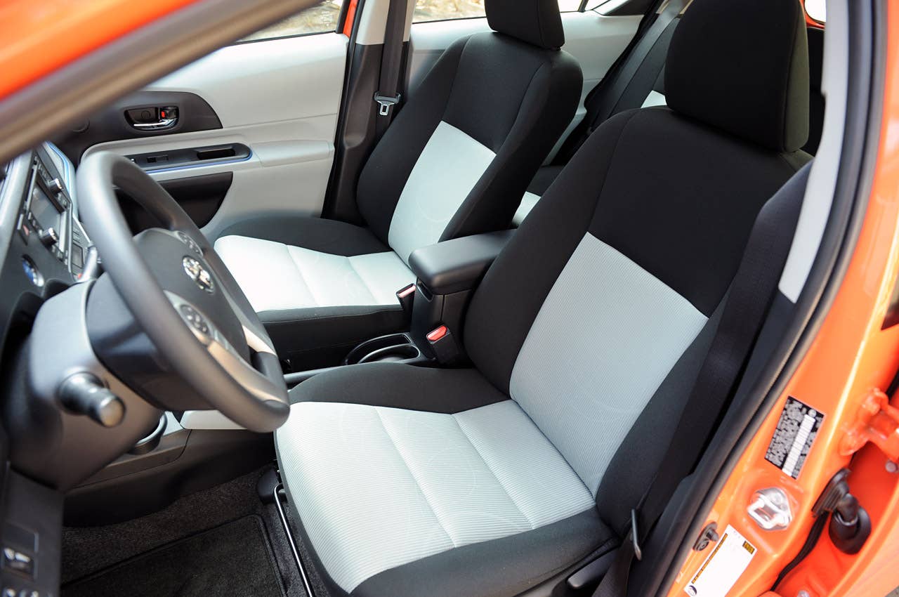 2012 Toyota Prius C front seats