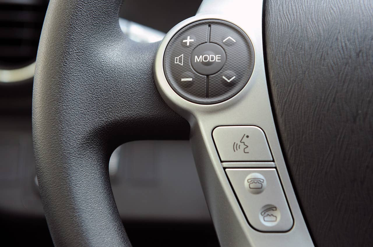 2012 Toyota Prius C steering wheel controls