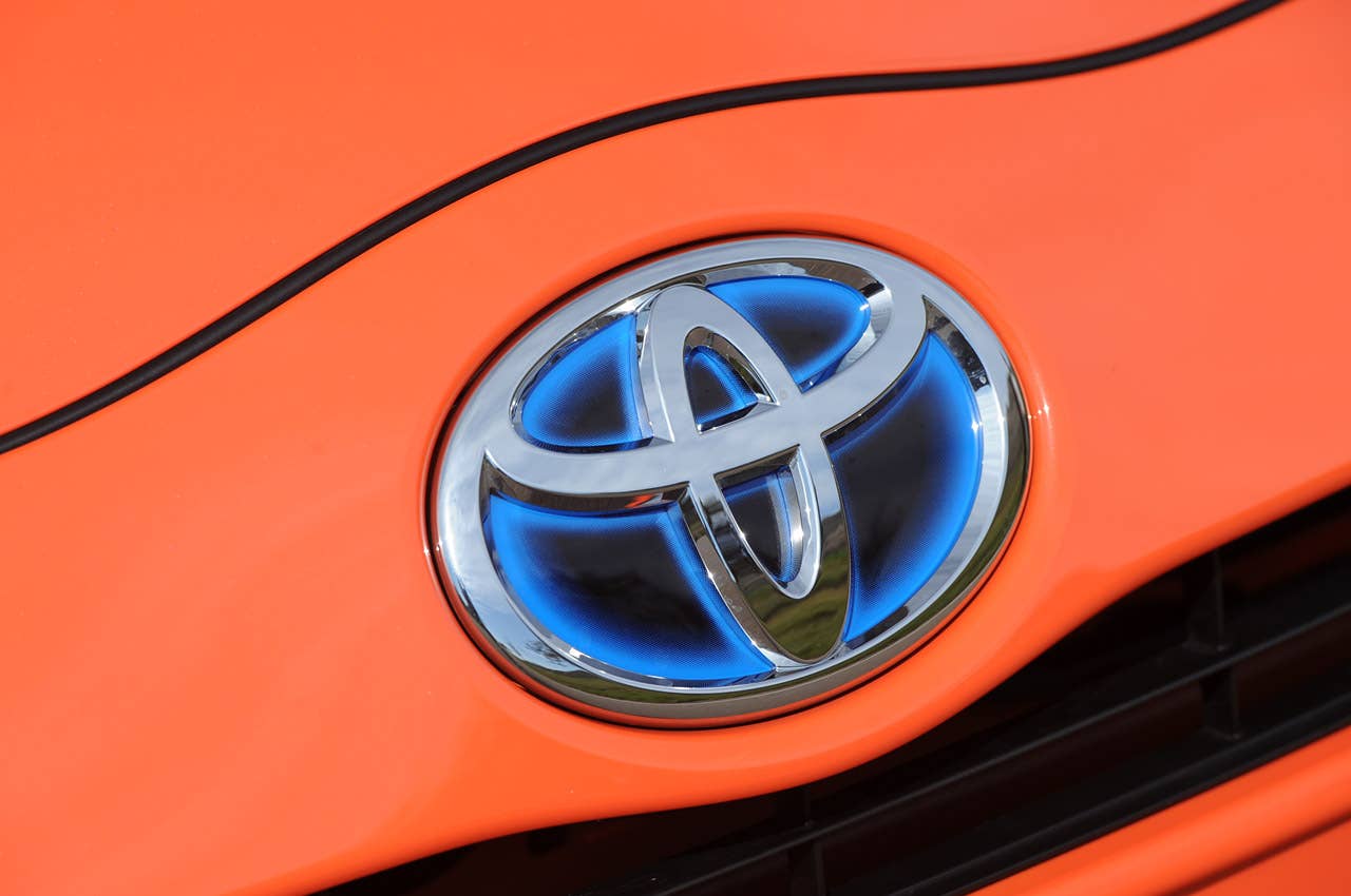 2012 Toyota Prius C logo