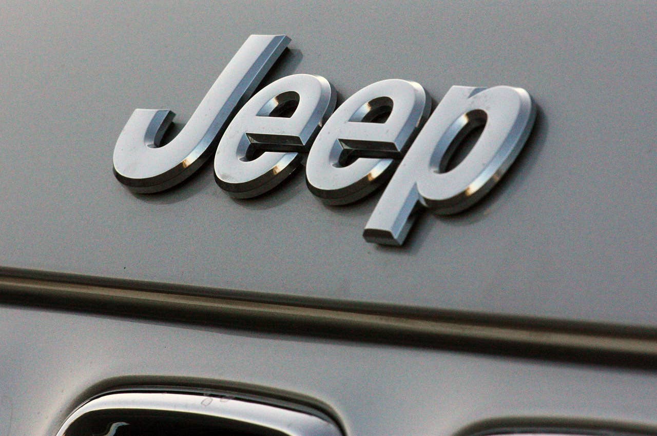 2011 Jeep Compass logo