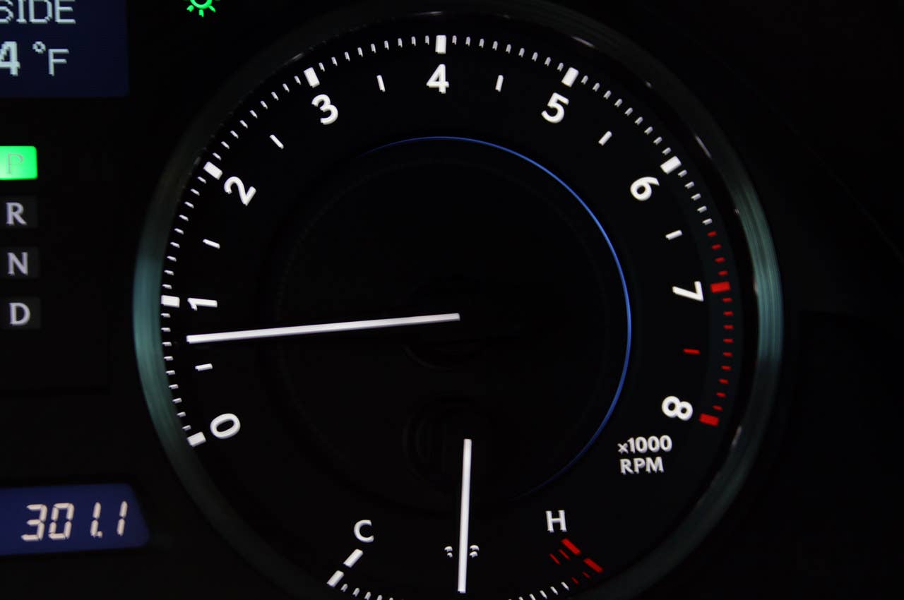 2011 Lexus IS 250 AWD tachometer