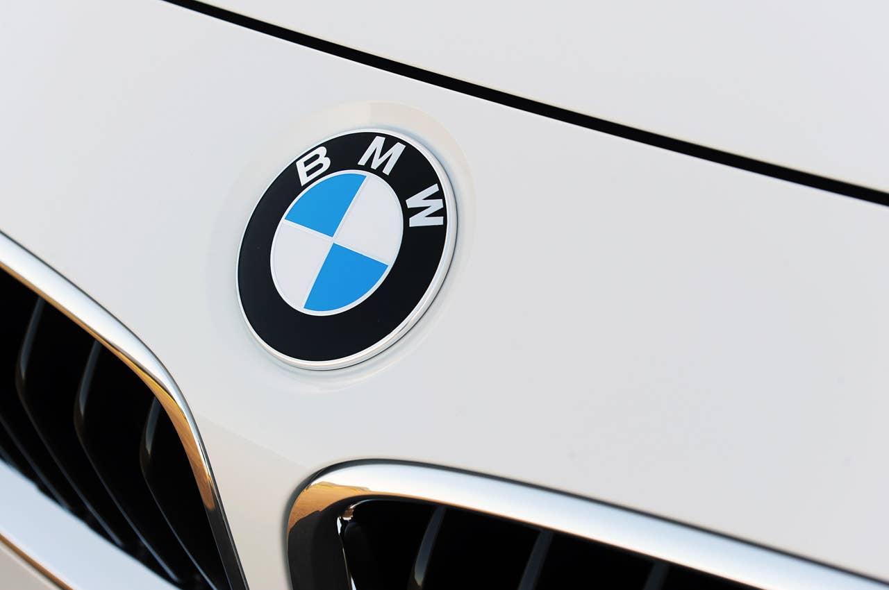 2012 BMW 335i logo