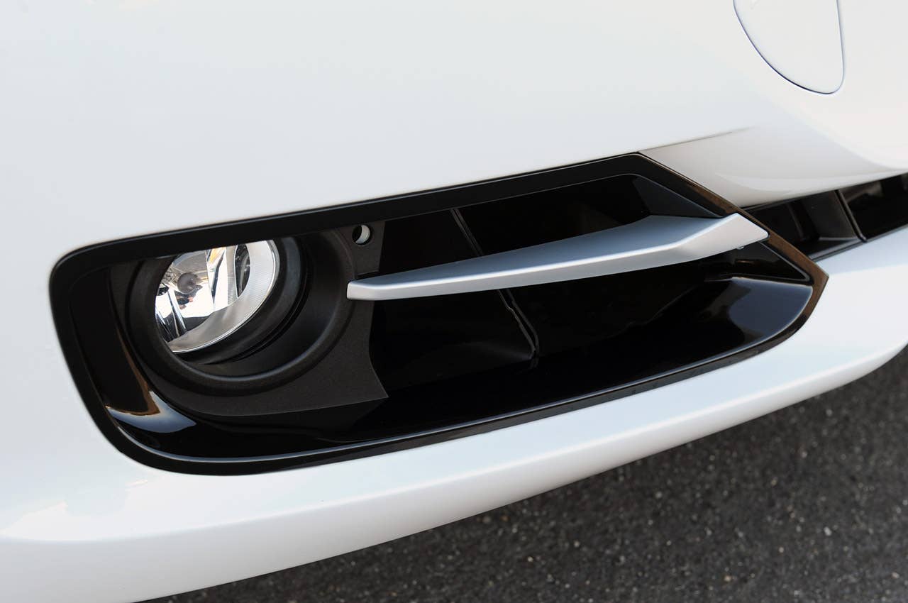 2012 BMW 335i front fascia