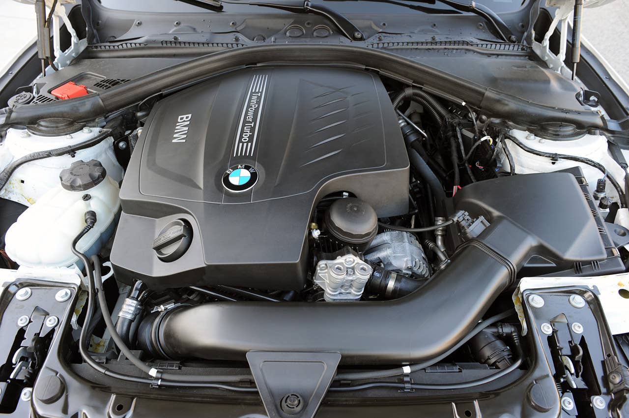 2012 BMW 335i engine