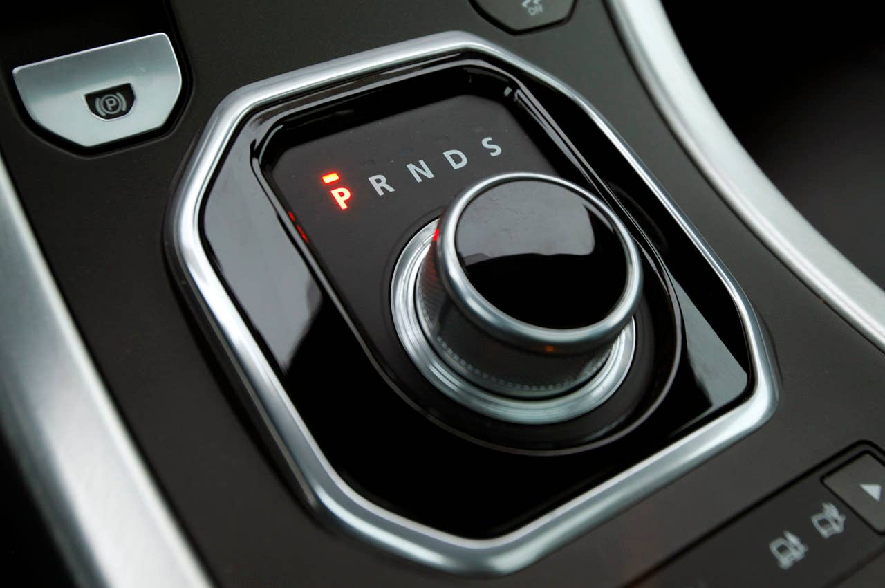 2012 Land Rover Range Rover Evoque Coupe gear selector
