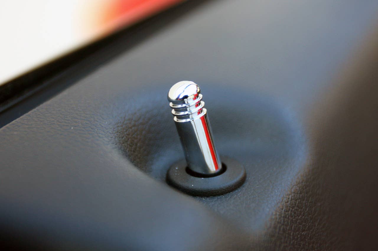 2011 Dodge Caliber Heat door lock
