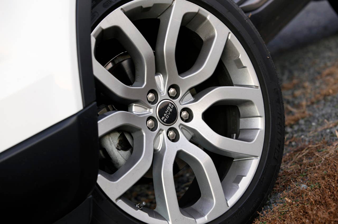 2012 Land Rover Range Rover Evoque Coupe wheel