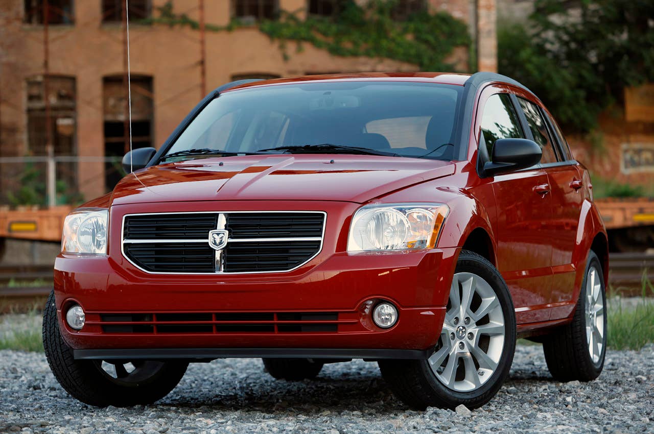 2011 Dodge Caliber Heat front 3/4 view