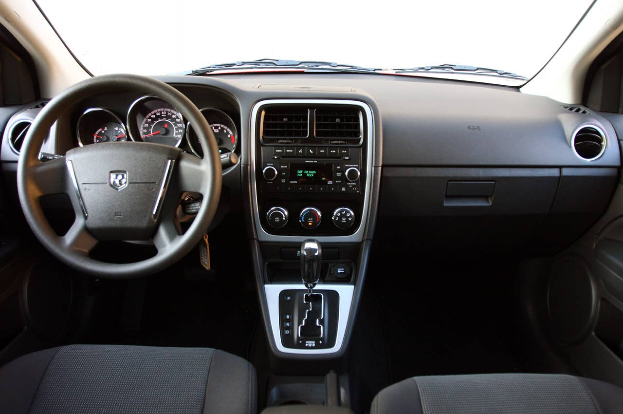 2011 Dodge Caliber Heat interior