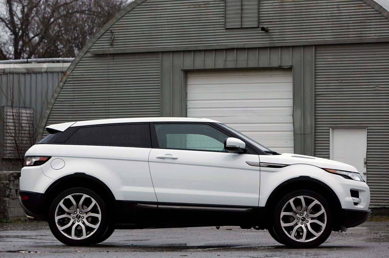 2012 Land Rover Range Rover Evoque Coupe side view