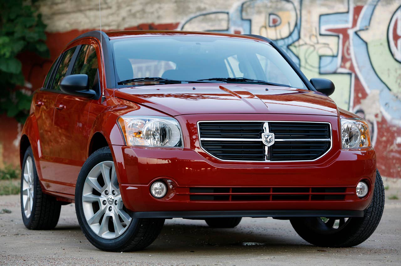 2011 Dodge Caliber Heat front 3/4 view