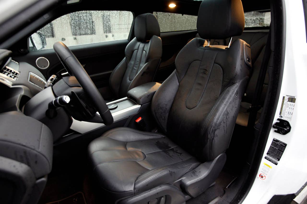 2012 Land Rover Range Rover Evoque Coupe front seats