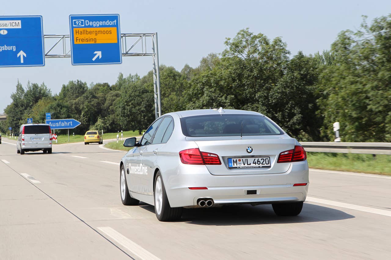 Research project Highly automated driving on highways (08/2011)
