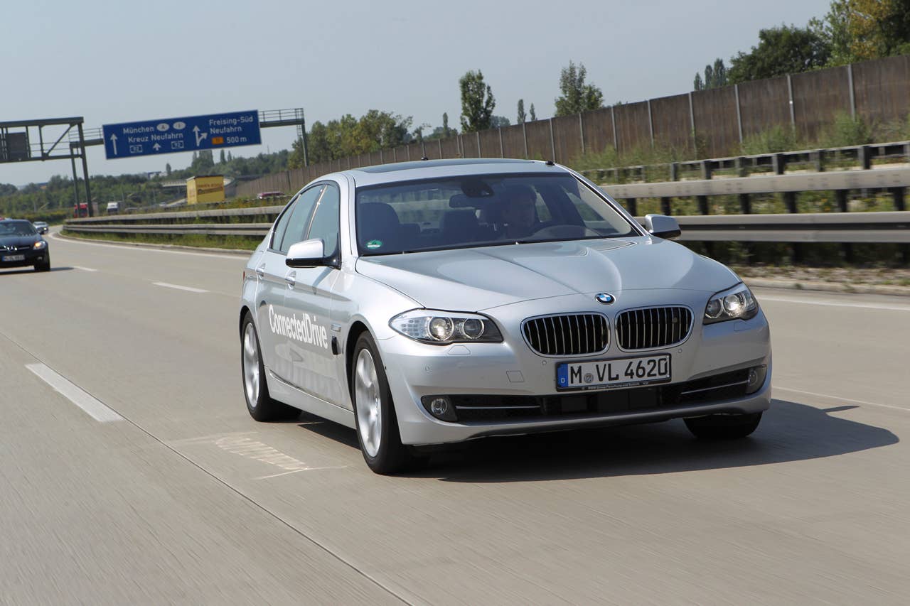 Research project Highly automated driving on highways (08/2011)