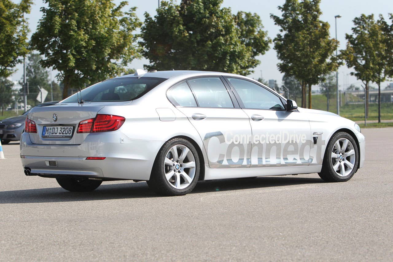Research project Highly automated driving on highways (08/2011)
