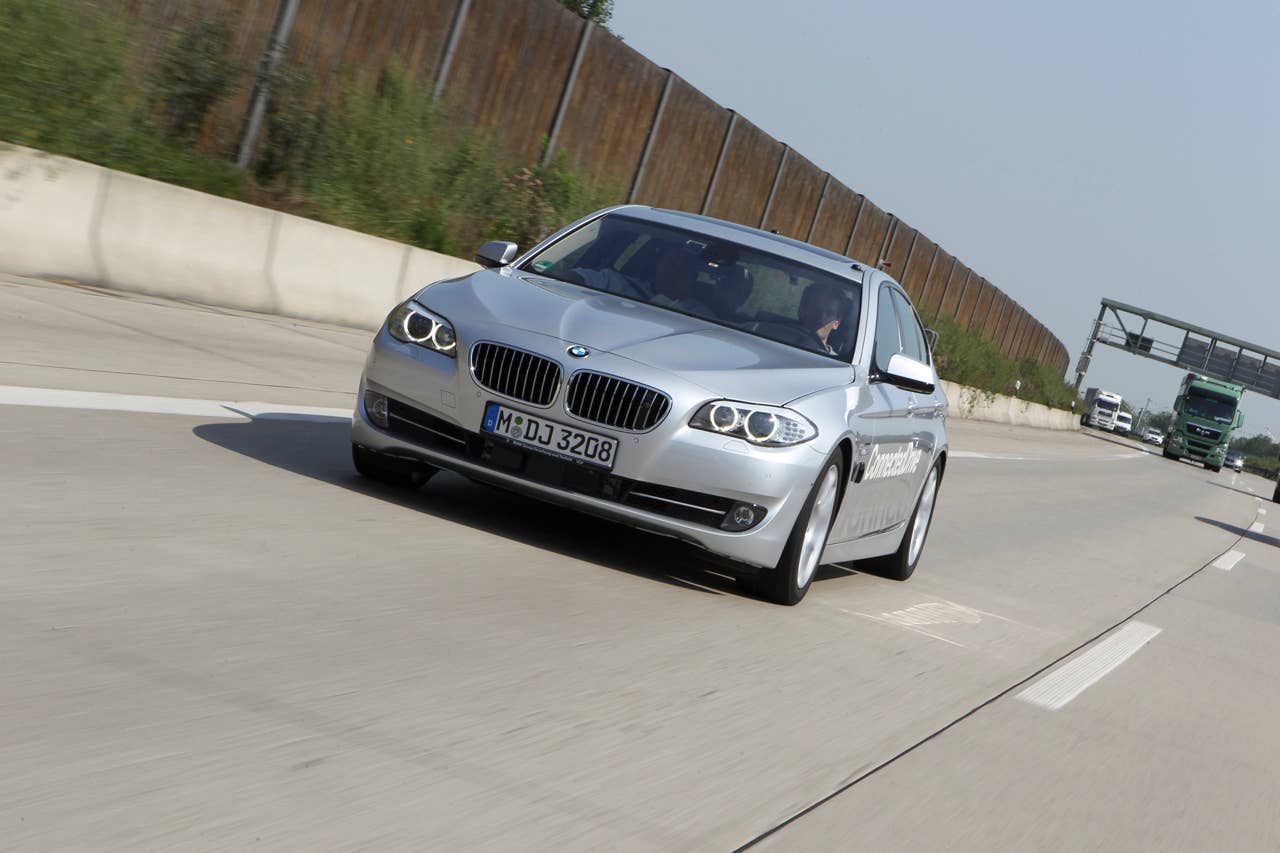 Research project Highly automated driving on highways (08/2011)