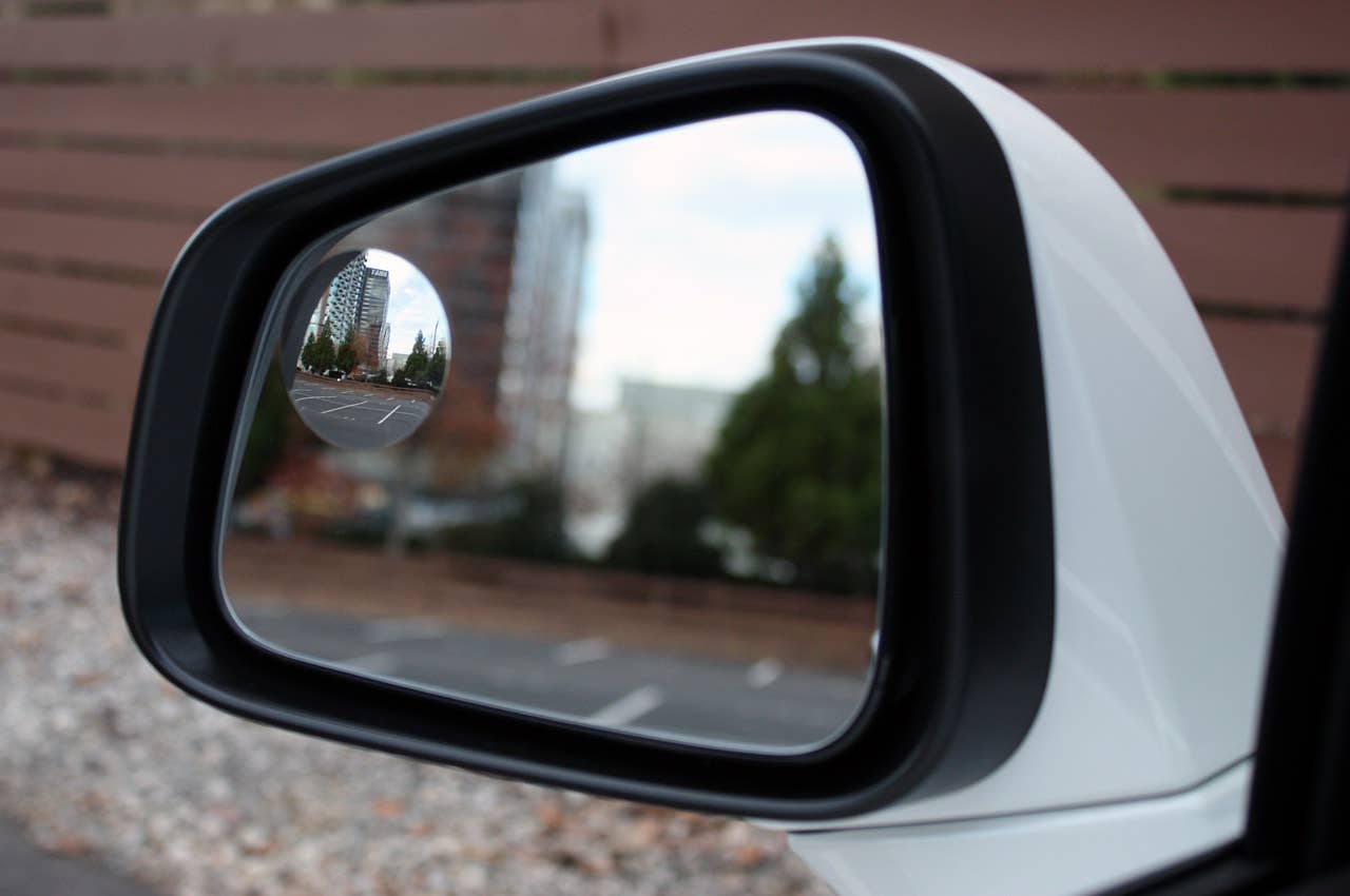 2013 Buick Encore side mirror