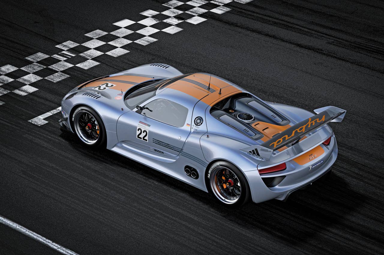 Porsche 918 RSR side