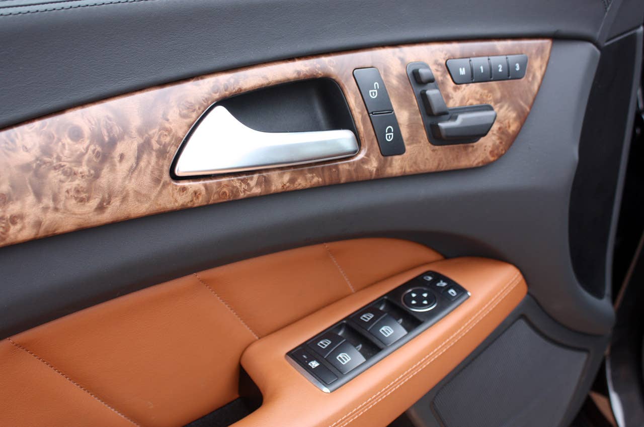 2012 Mercedes-Benz CLS63 AMG door panel