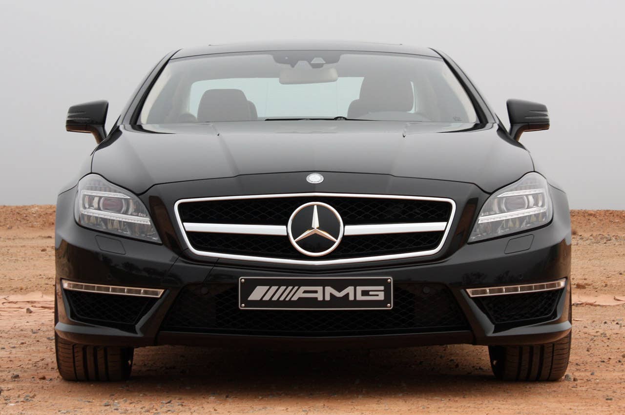 2012 Mercedes-Benz CLS63 AMG front view