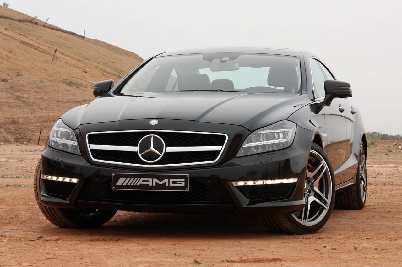 2012 Mercedes-Benz CLS63 AMG front 3/4 view